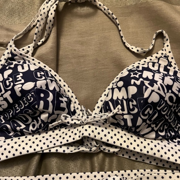 Swimsuits Set - Picture 4 of 4